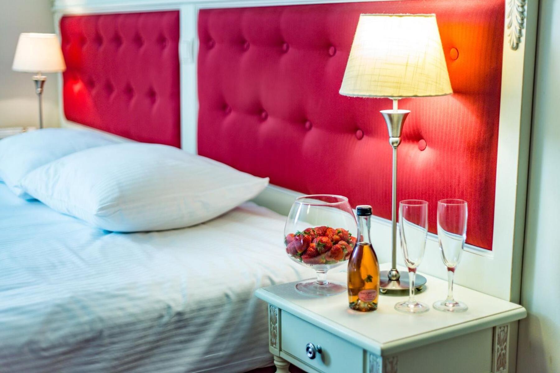 Hotel Sobienie Krolewskie Sobienie Szlacheckie Extérieur photo